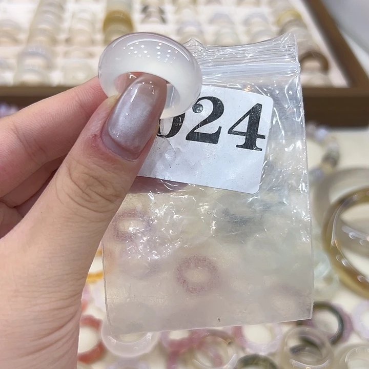 玛瑙/玉髓戒指合金24港15