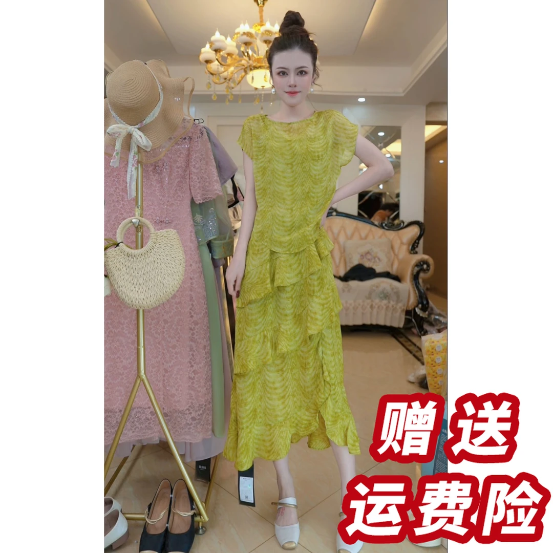 （赠送运费险）2025新款气质优雅高级感显瘦连衣裙+上衣两件套J5136