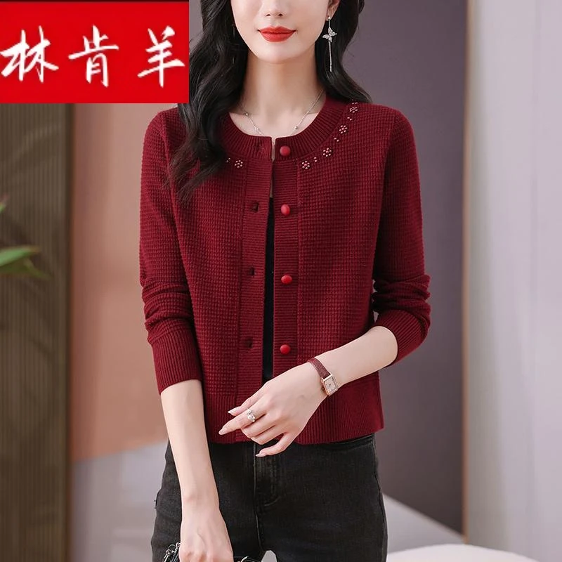 林肯羊时尚圆领钉珠针织开衫女短款春装新款新款宽松单排扣显瘦毛