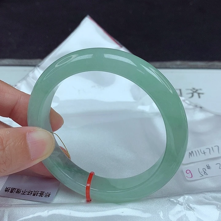 翡翠未镶嵌手镯58圈4717