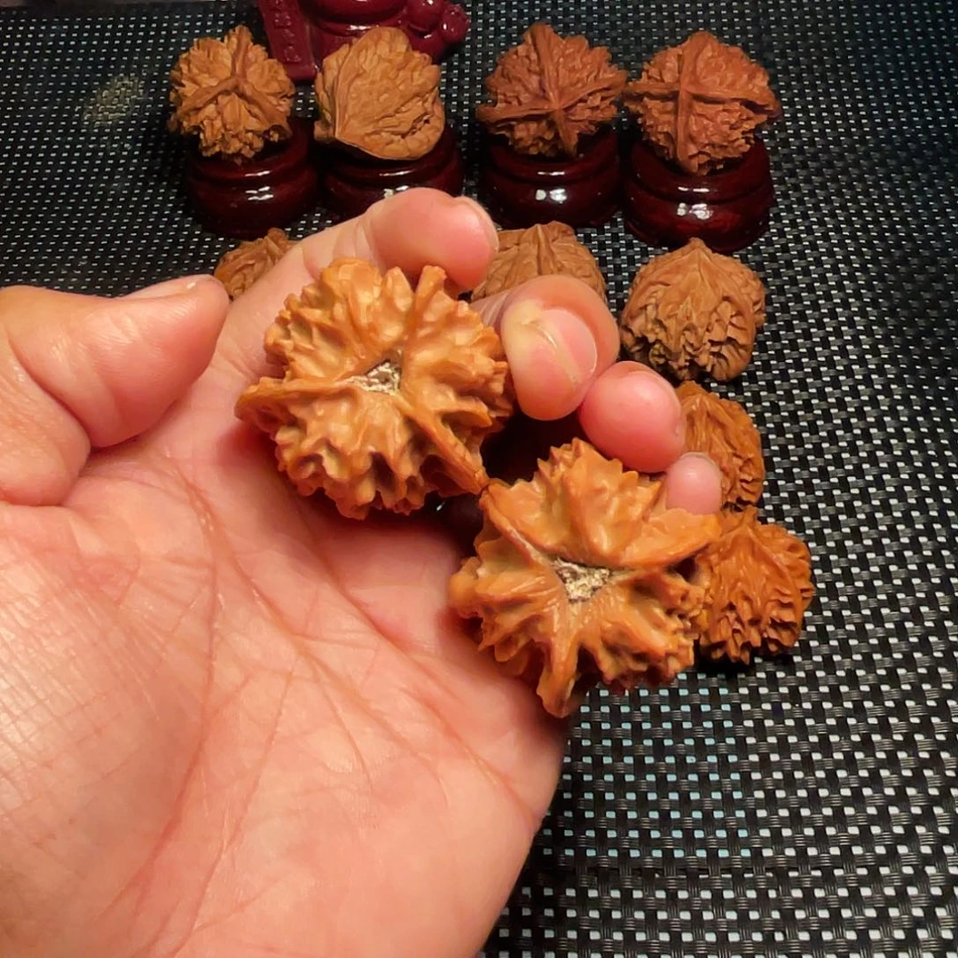 文玩核桃吊坠37野生龙门涧三棱