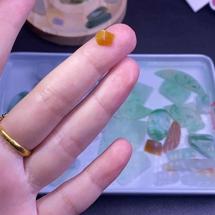 未镶嵌定制翡翠丹*111
