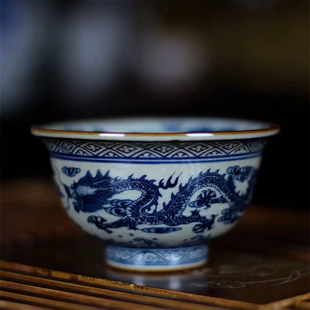 【龙纹压手杯】景德镇高温手工茶具老陶泥开片元宝青花主人杯