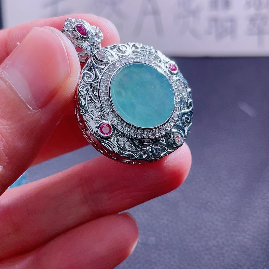 翡翠颈饰未镶嵌99999999