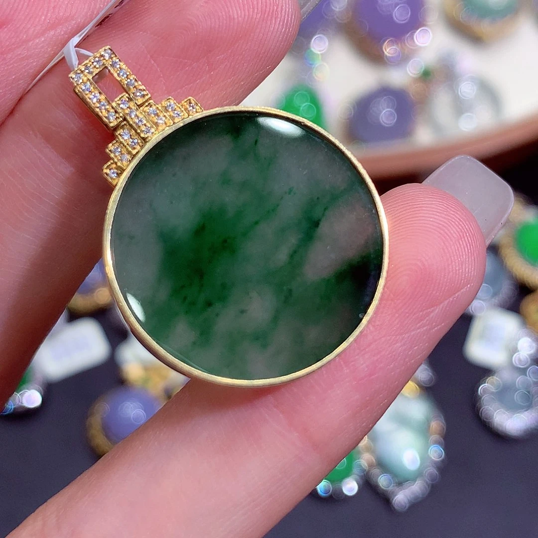 吊坠(不含链)18K金镶嵌翡翠