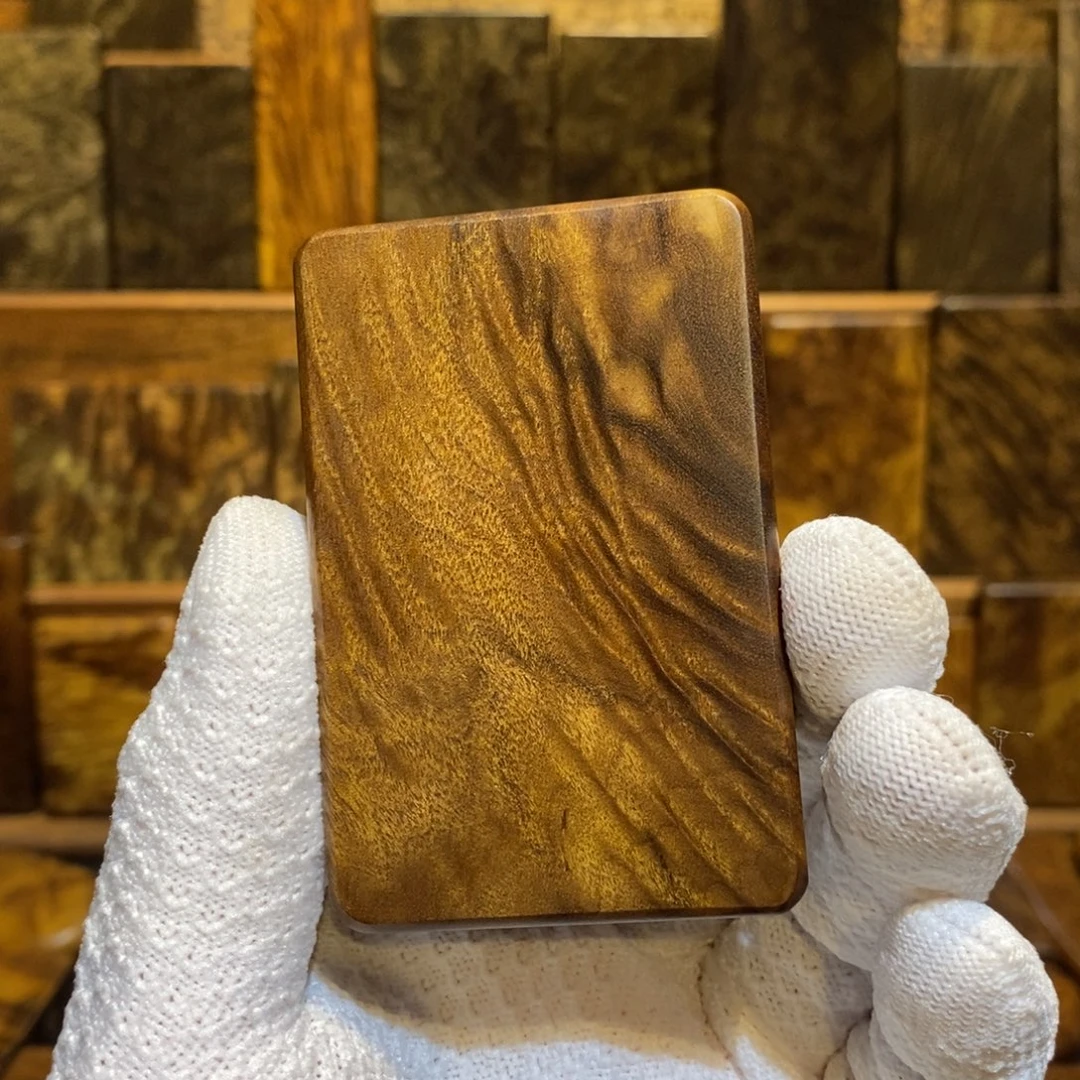 阴沉木阴沉金丝楠木无事牌