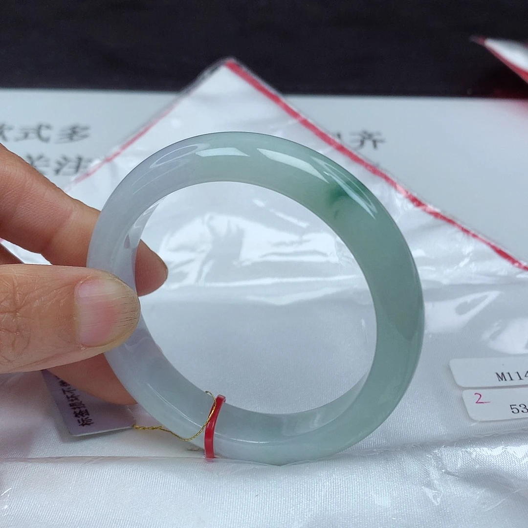 翡翠手镯未镶嵌53圈4057