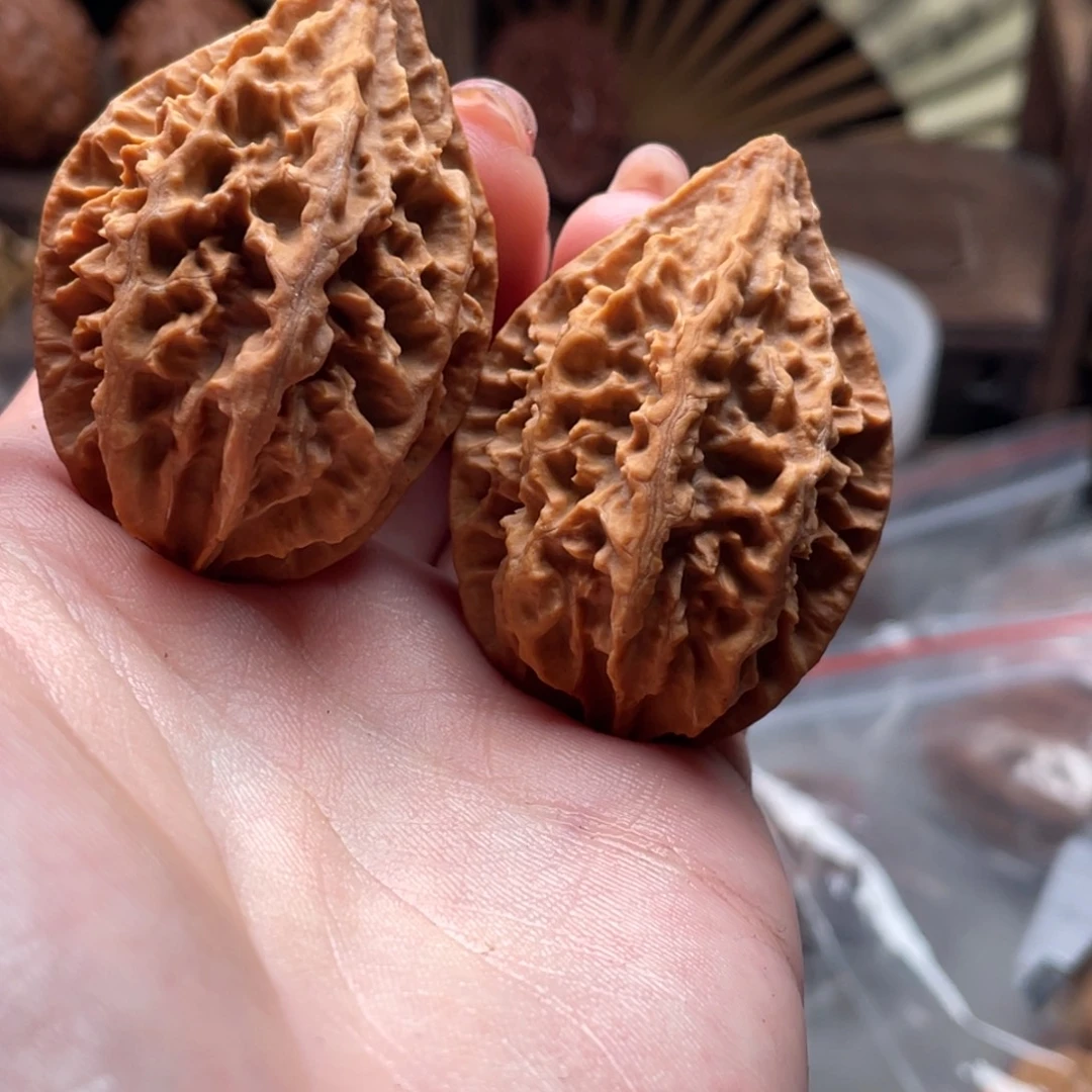 文玩核桃把件楸刀鱼56