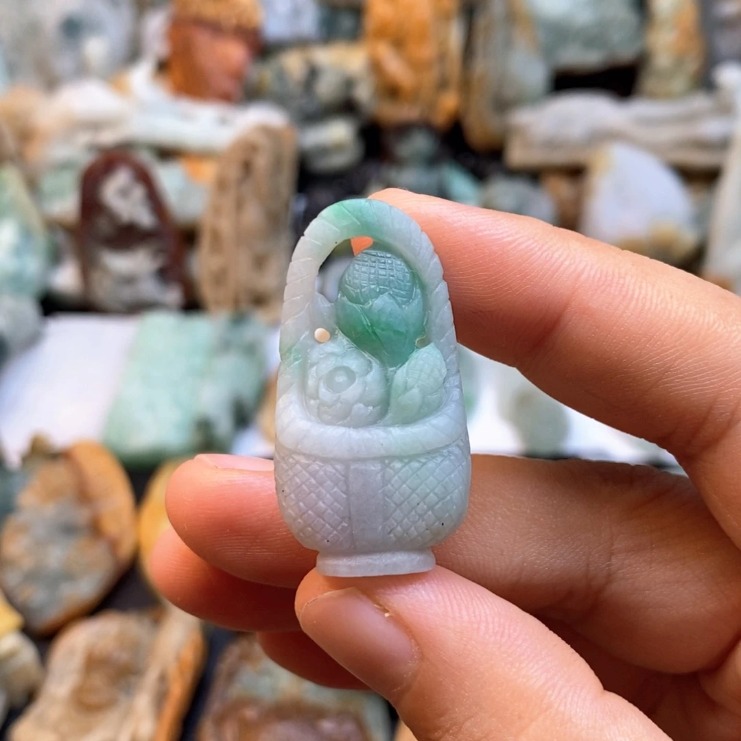 定制翡翠未镶嵌特色30