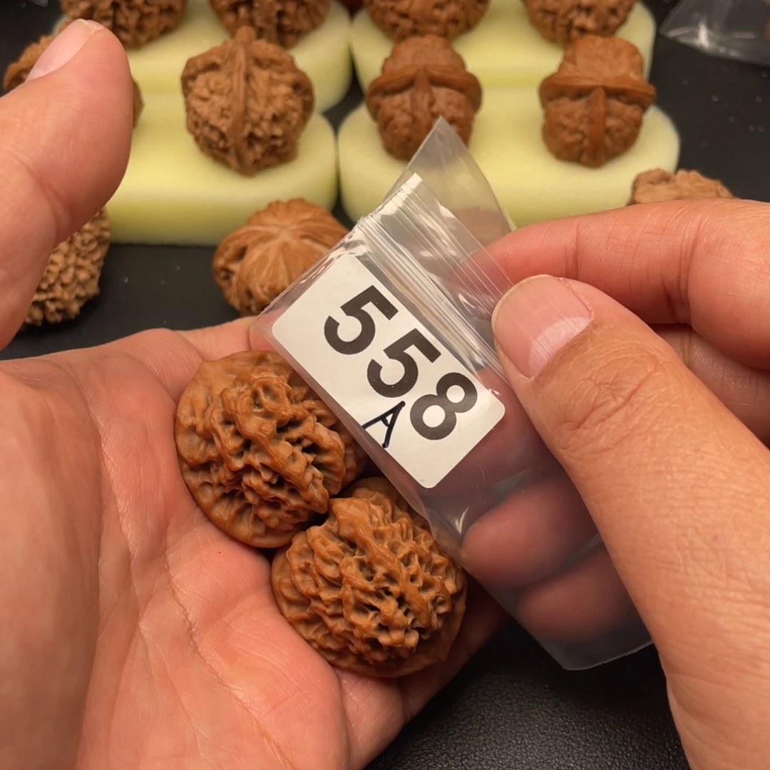 吊坠文玩核桃秦闷34