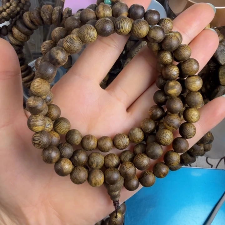 沉香沉香碎屑莺歌绿奇楠08圆珠多圈21.2克