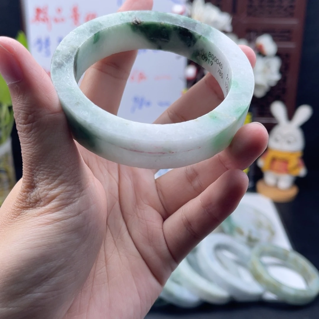 定制翡翠未镶嵌正圈