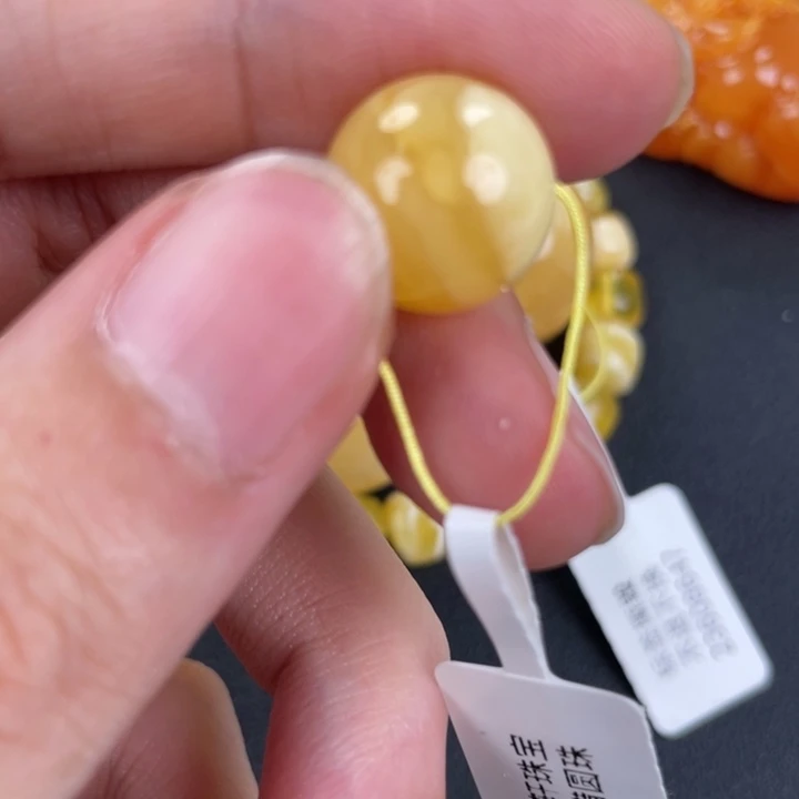 琥珀裸石未镶嵌天然64