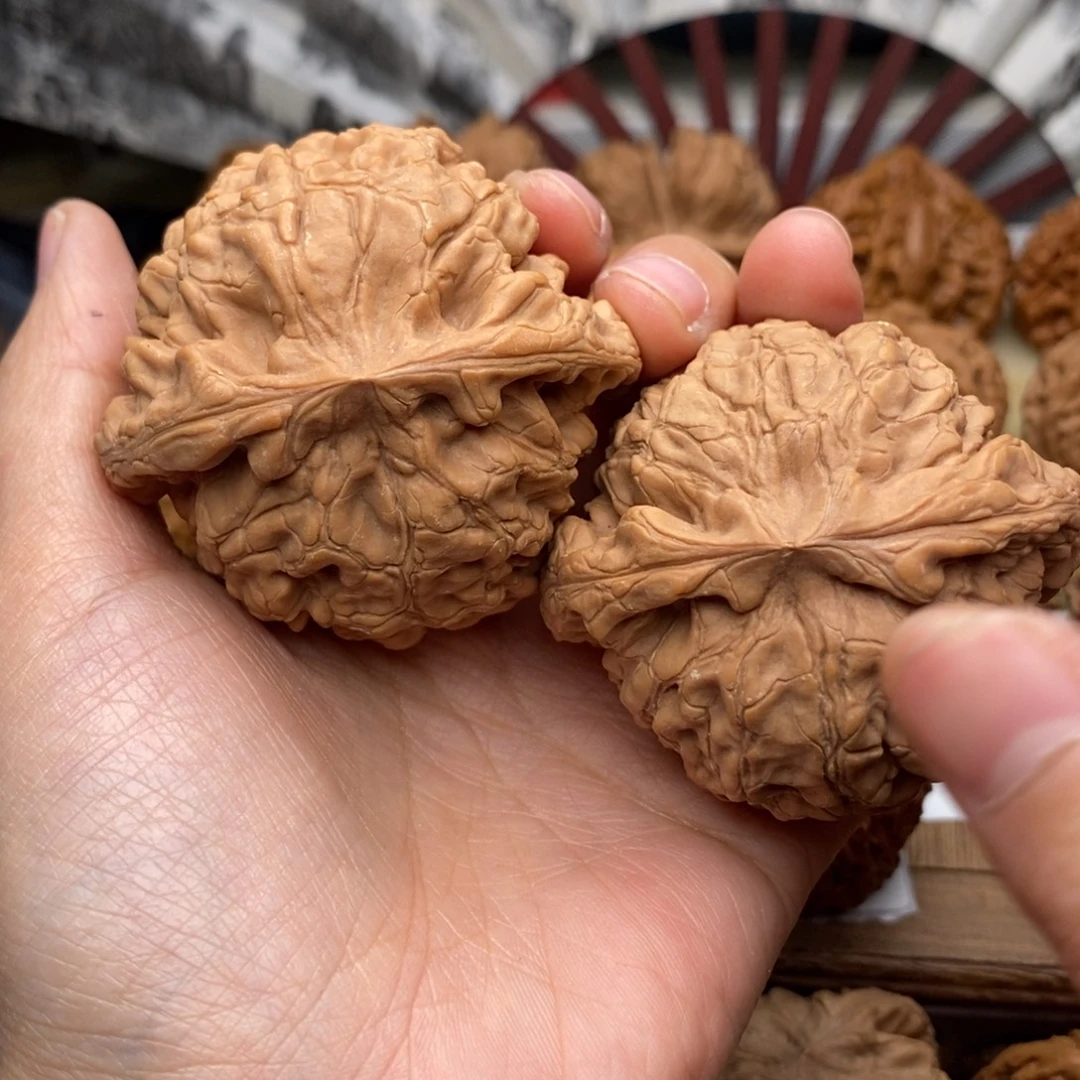 文玩核桃把件578高55全龙鼎