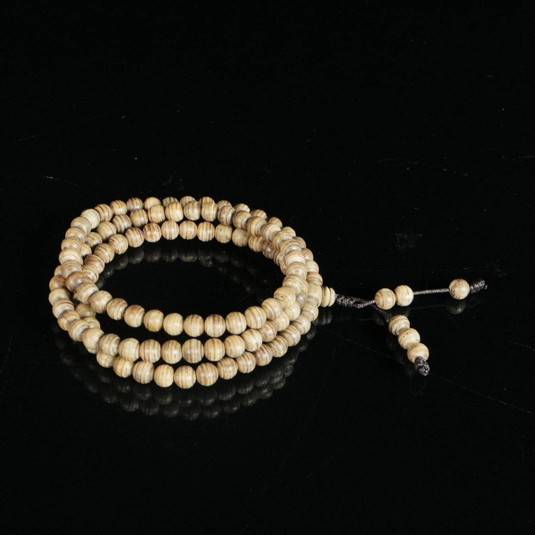 B946 斯里兰卡虎皮纹高山老料沉香念珠 0.56cm  6.06g