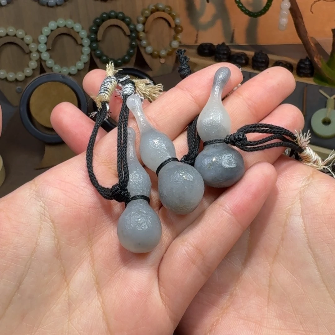 和田玉未镶嵌颈饰拍一发一多样性发货葫芦