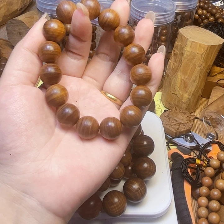 白***哥檀香木其他老山檀香1.5水波