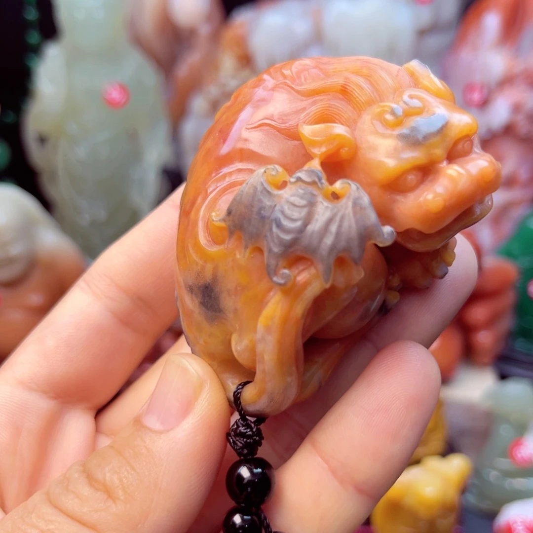 寿山石貔貅手玩件