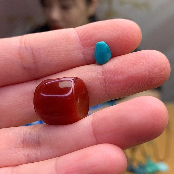 仙***球玛瑙/玉髓未镶嵌原矿