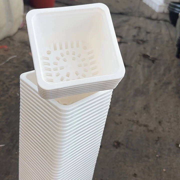 100白方盆9公分高7公分15个