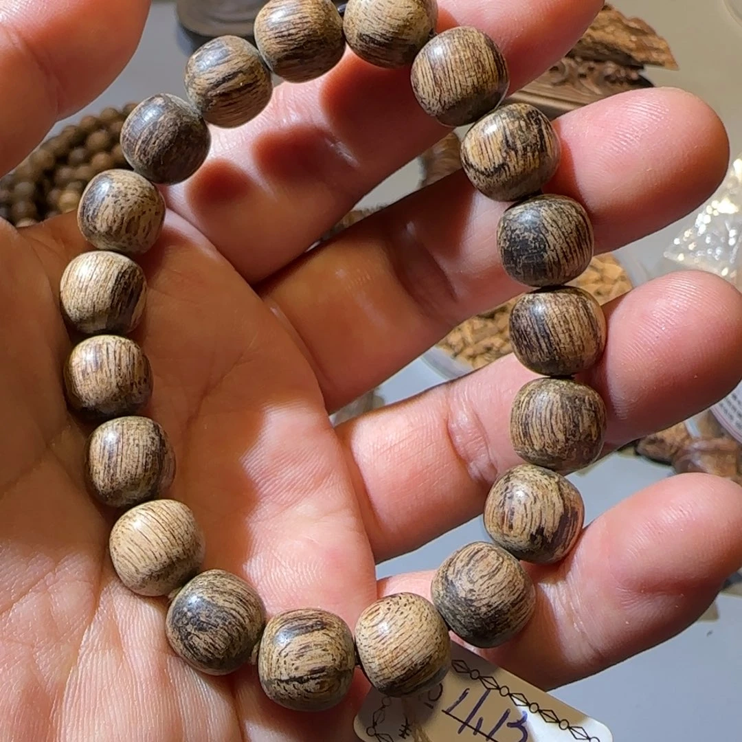 沉香手串芽庄土沉蚂蚁腿1.0*11克不退