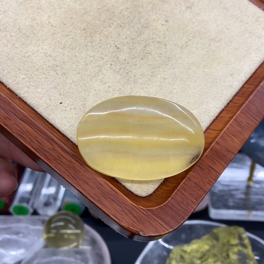 未镶嵌水晶珠宝半成品