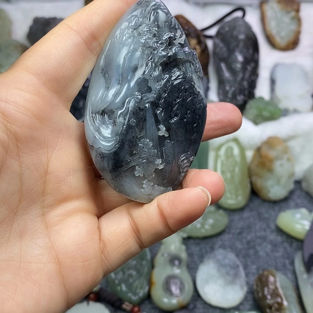 和田玉未镶嵌颈饰