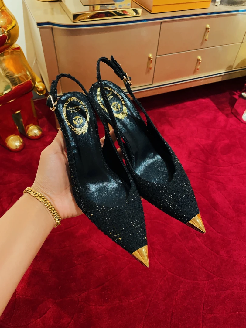 气质高级感尖头米色高跟鞋女细跟性感