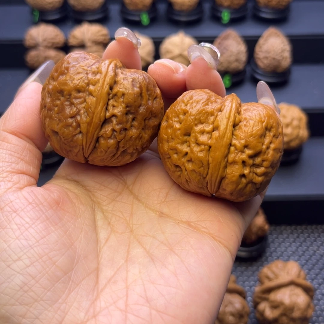 文玩核桃吊坠炸二