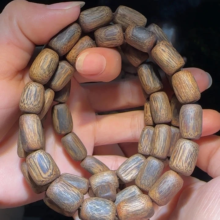 手串沉香蓝香链子40.8克