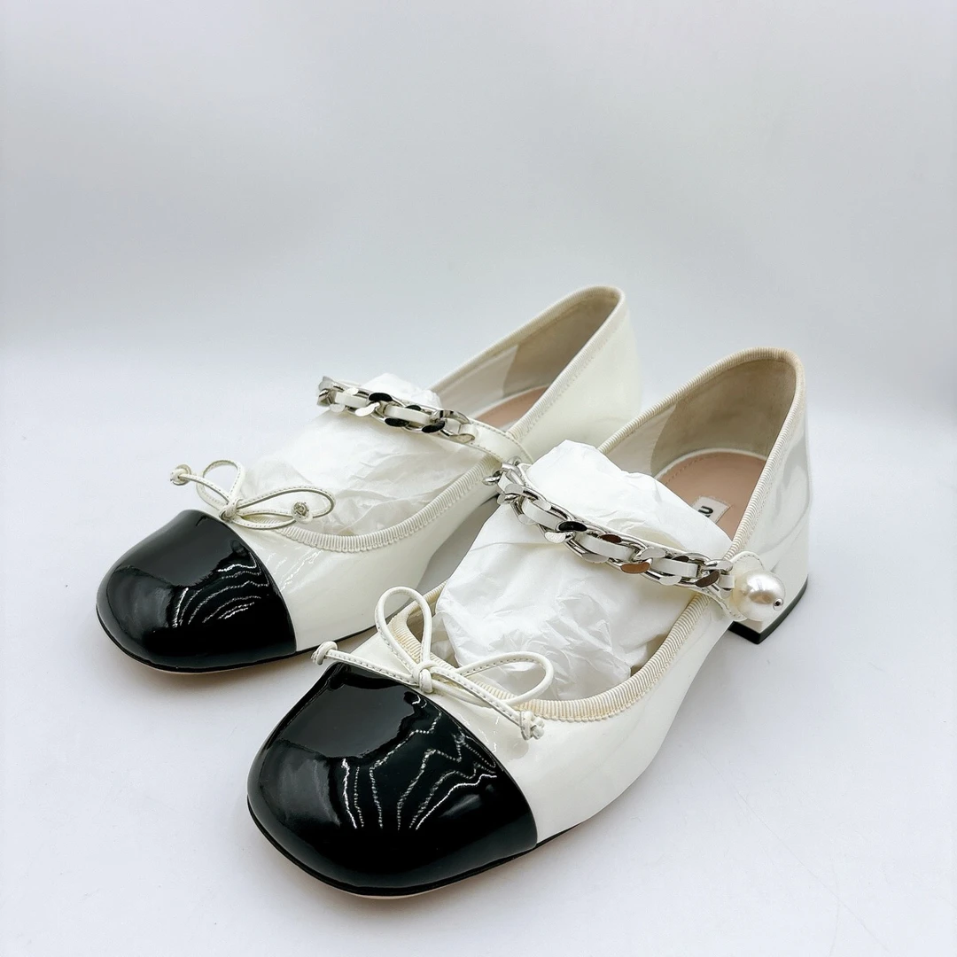 99新 MIU MIU/缪缪 37码/玛丽珍粗跟凉鞋/BM00958