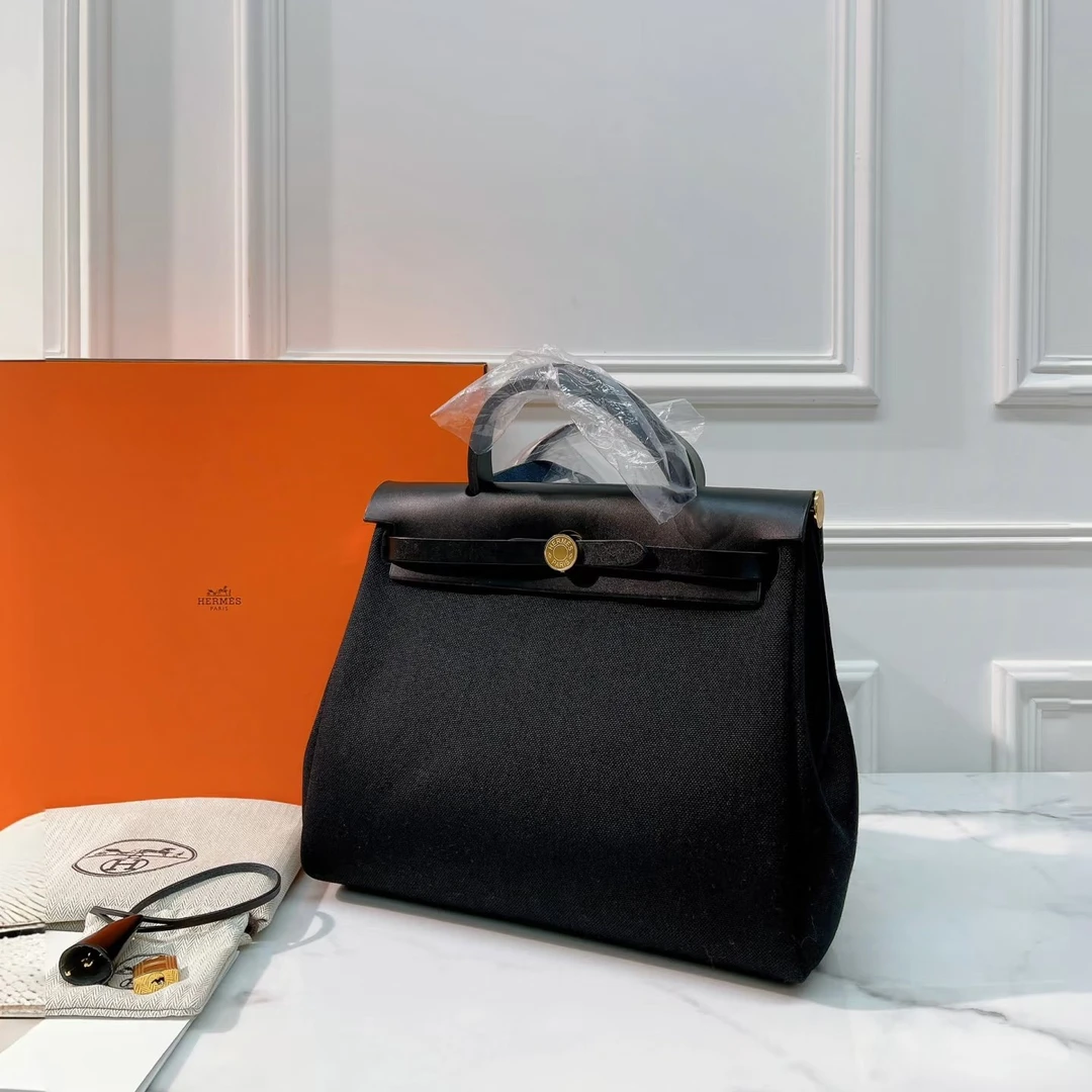 99新 Hermes/爱马仕 爱马仕 herbag31黑金/优品