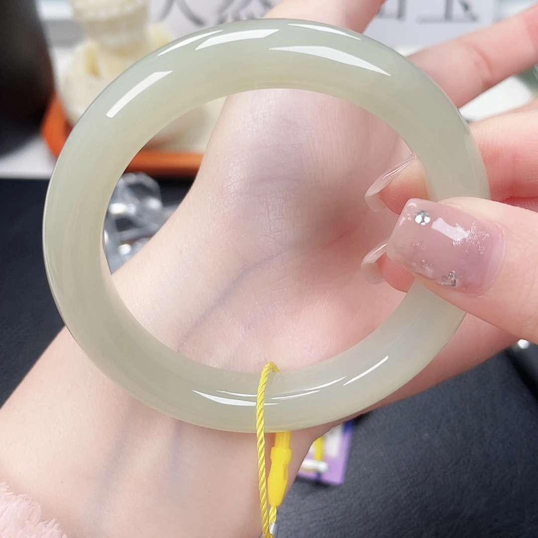 和田玉未镶嵌手镯5455