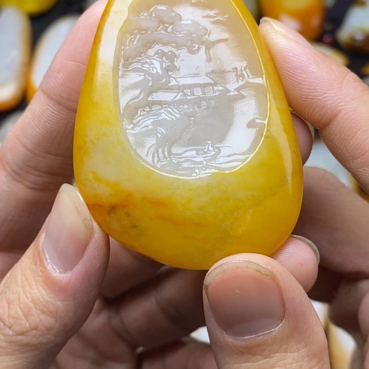 和田玉未镶嵌颈饰