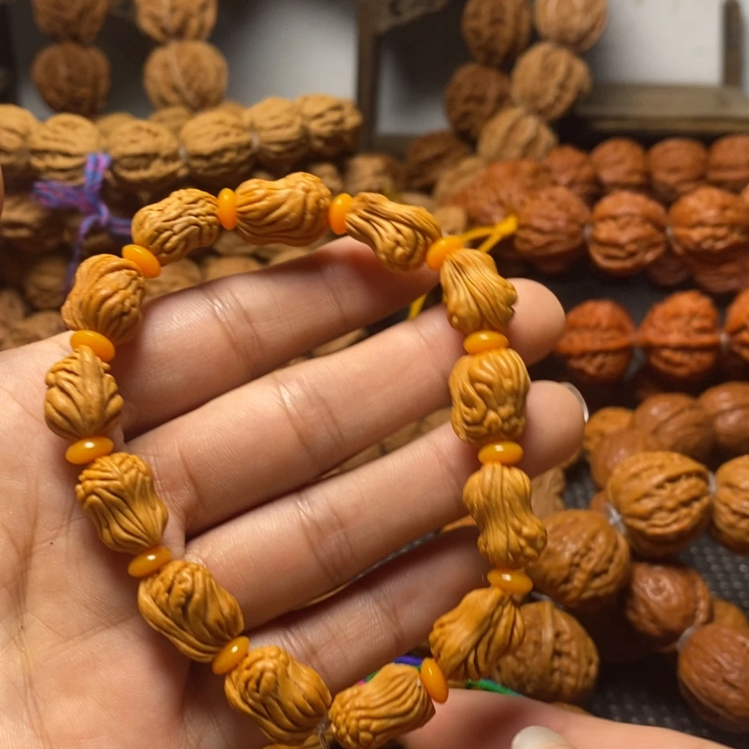 文玩核桃手串花生手串