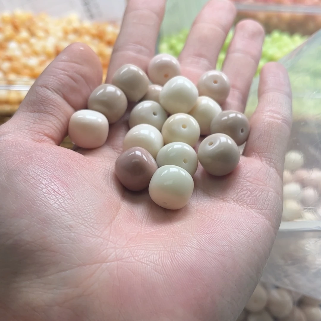 【闪购商品】白玉菩提吊坠c15/30+5颗干磨粉