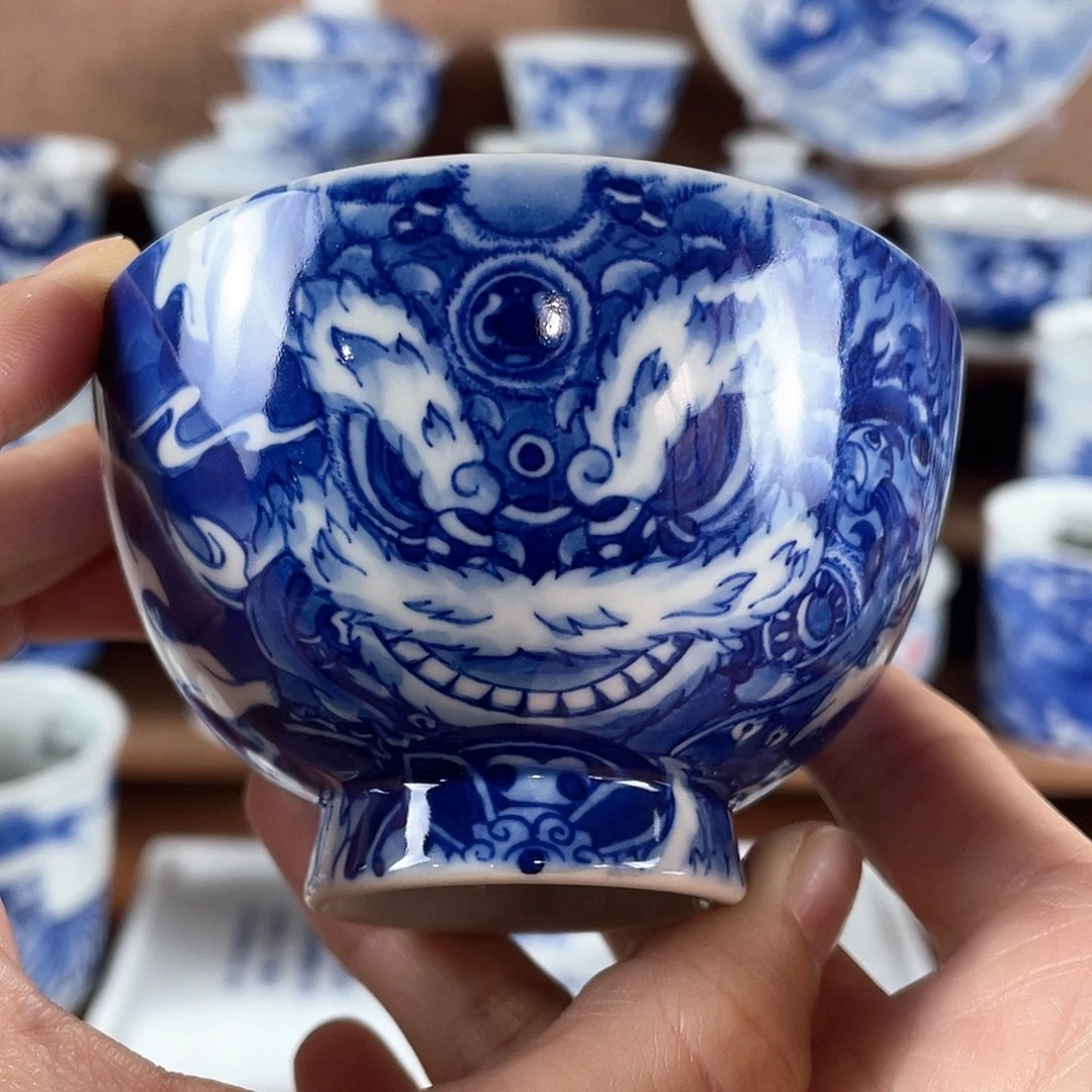 泥藝瓷梦醒狮鸡心杯