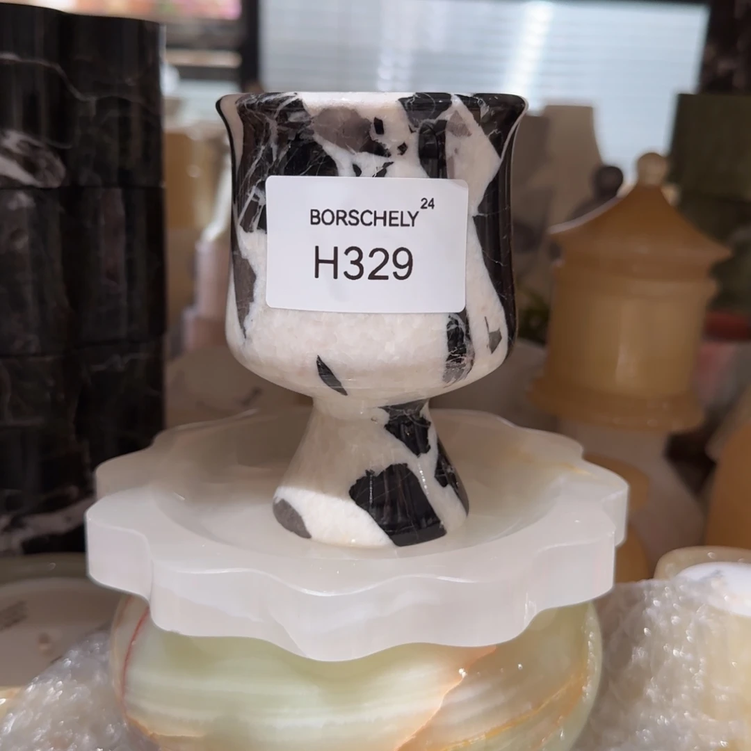 H329。 亿。
