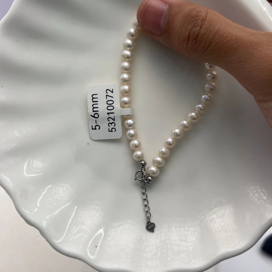 未镶嵌颈饰淡水珍珠