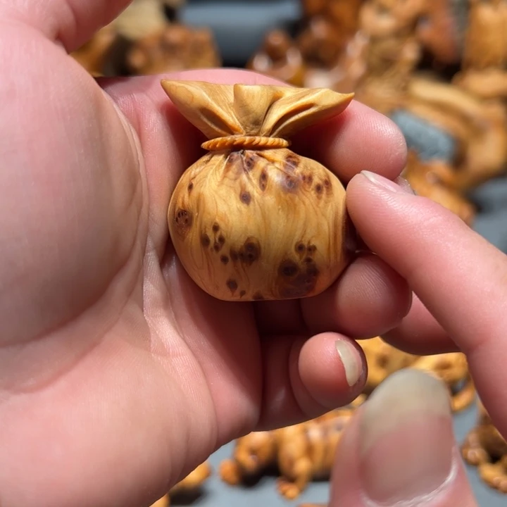 柏木（崖柏）点点关注