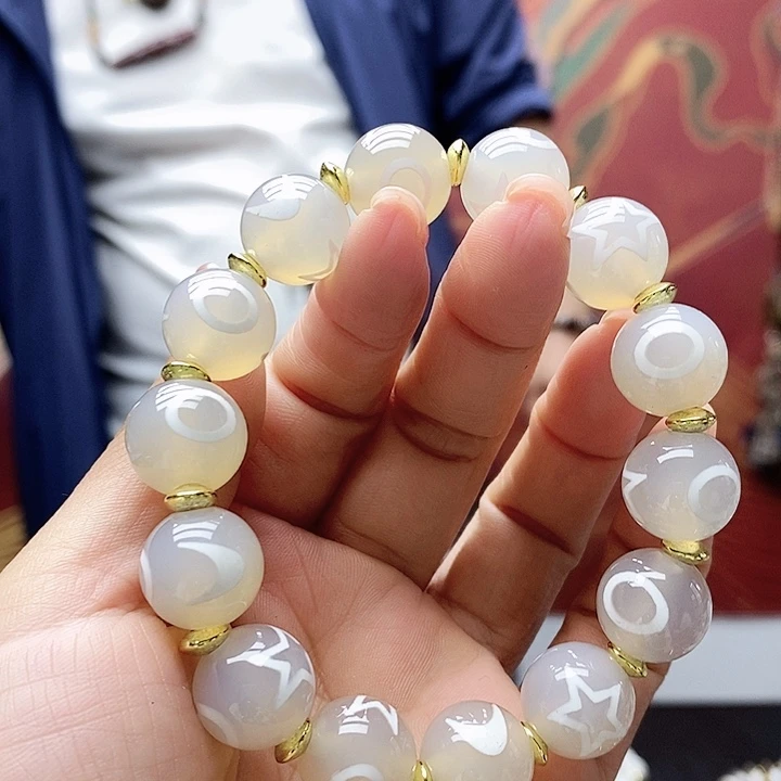 玛瑙/玉髓颈饰合金