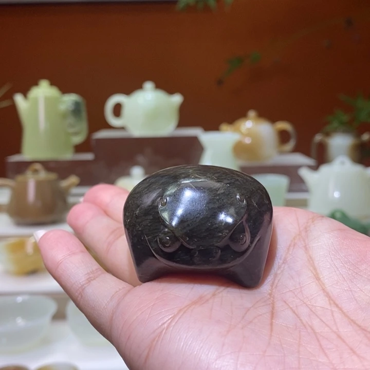 未镶嵌和田玉摆件且末糖草花金蟾