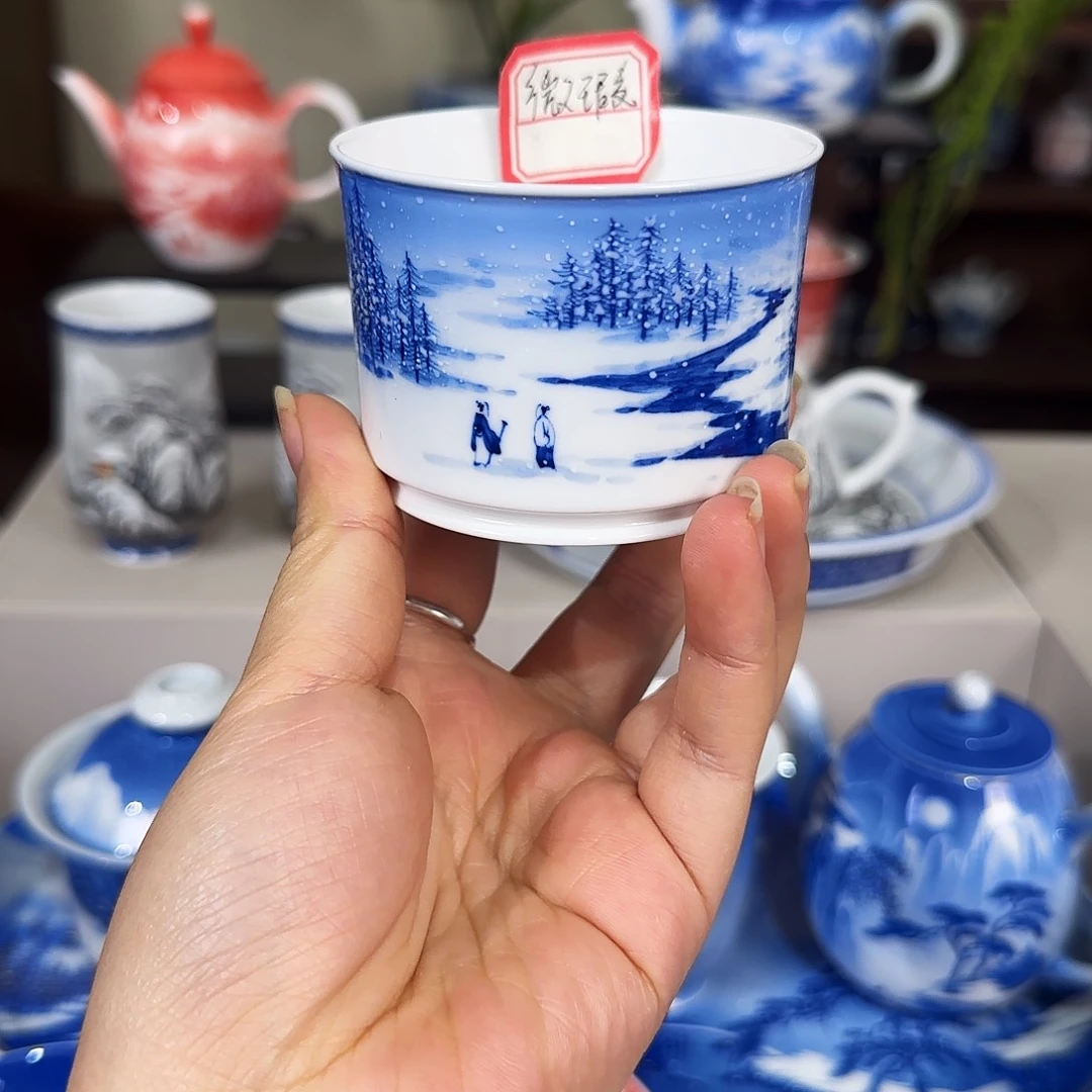 青花山水雪景杯杯
