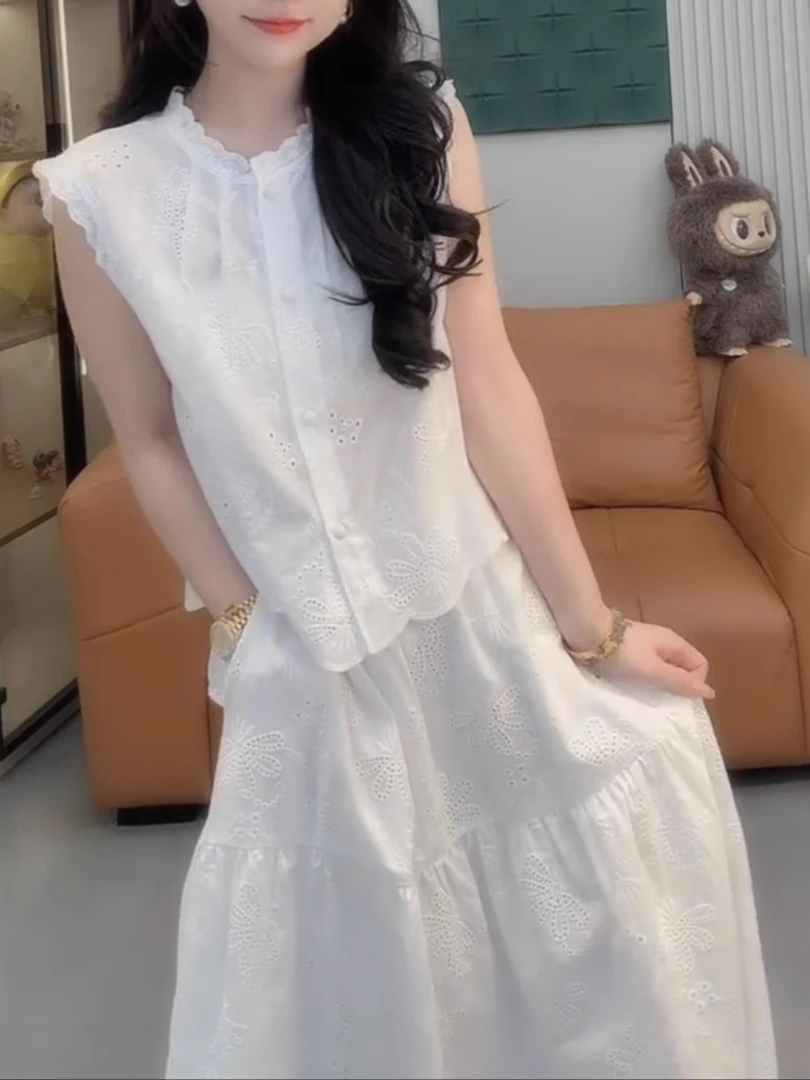 2025夏款重工刺绣镂空无袖小衫半身裙透气洋气减龄显瘦两件套装女