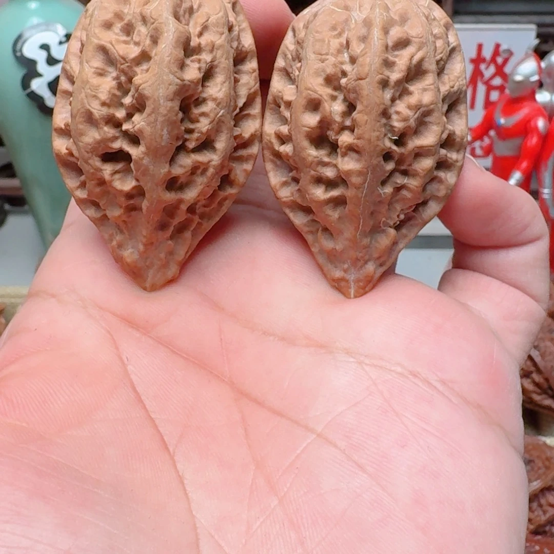 吊坠文玩核桃奶油龙脊