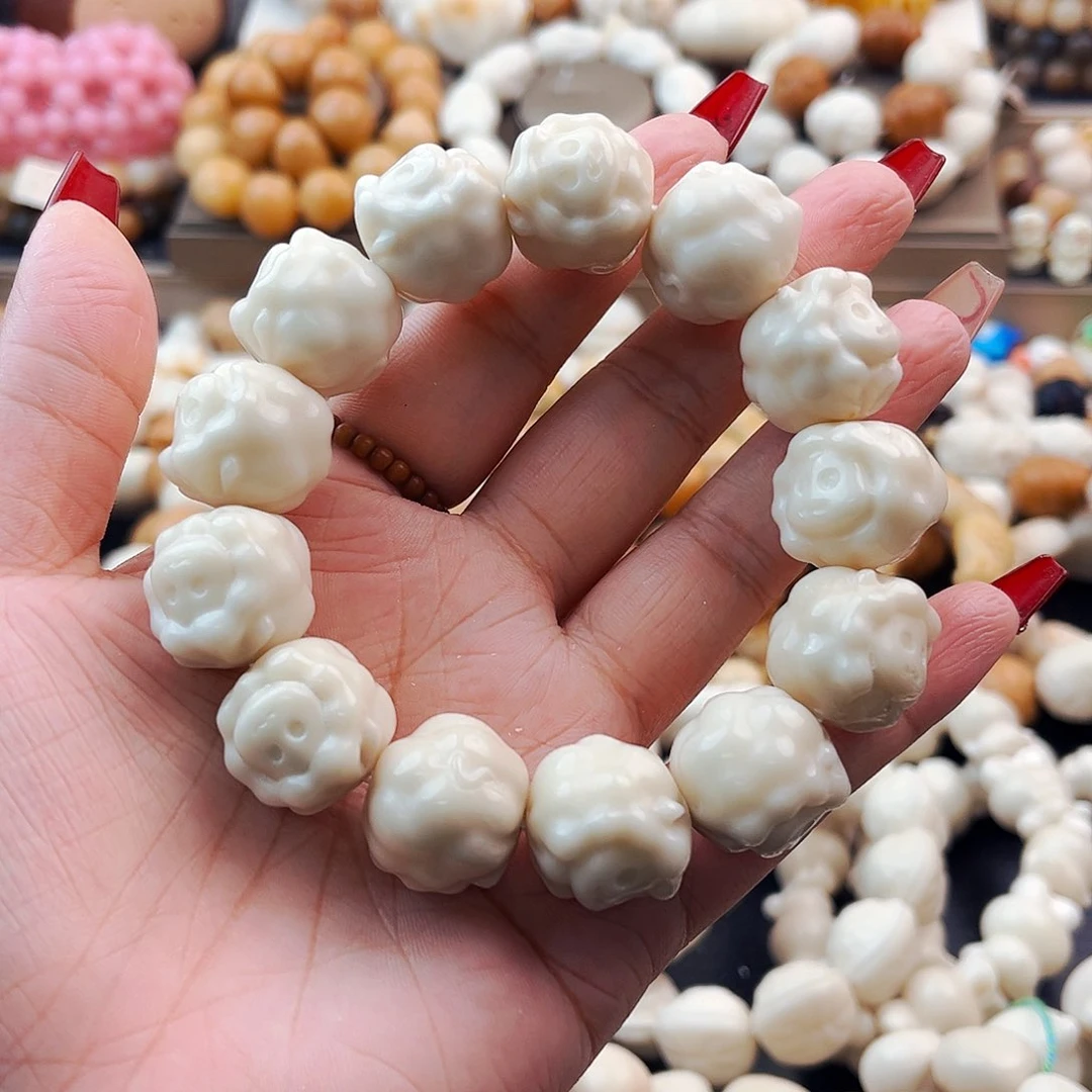 菩提根/象牙果手串小绵羊13颗