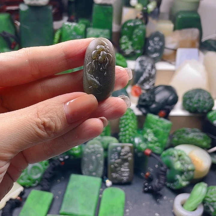 未镶嵌和田玉珠宝半成品