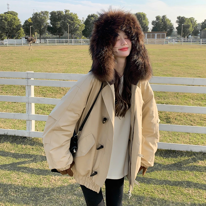 牛角扣连帽大毛领派克服女2025冬季新款宽松加厚网红爆款休闲外套