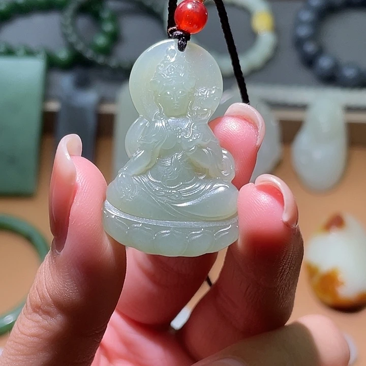 颈饰未镶嵌和田玉