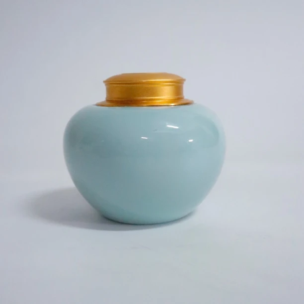 山景造物-龙泉青瓷粉青半斤装茶叶罐密封罐储物罐a127